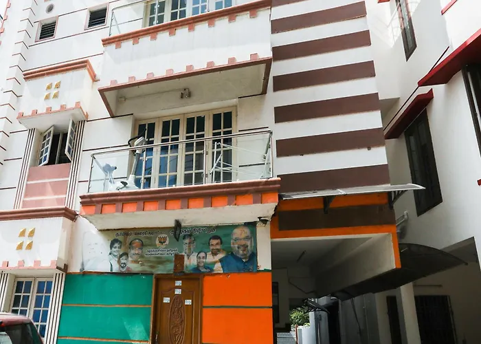 Oyo Flagship Maheshwari Villas